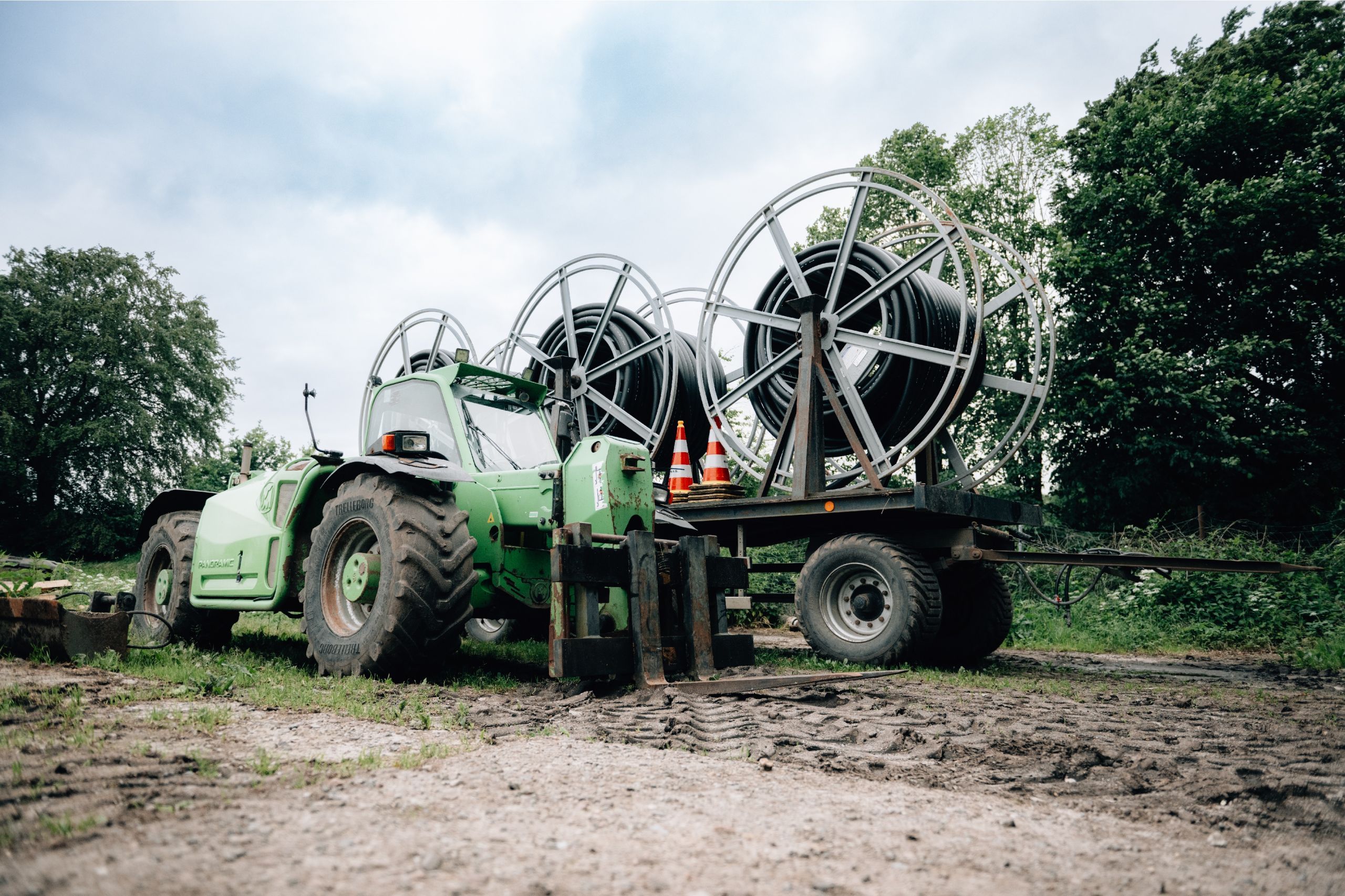 DIE VERKABELUNGSPROFIS Gebrüder Schröder